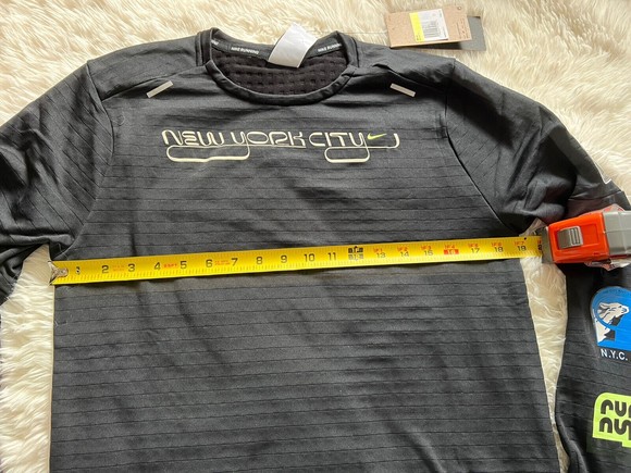 Nike Therma Fit Repel Element NYC Running LS Shirt DN7487-010 Men Sz S NWT - Picture 9 of 11